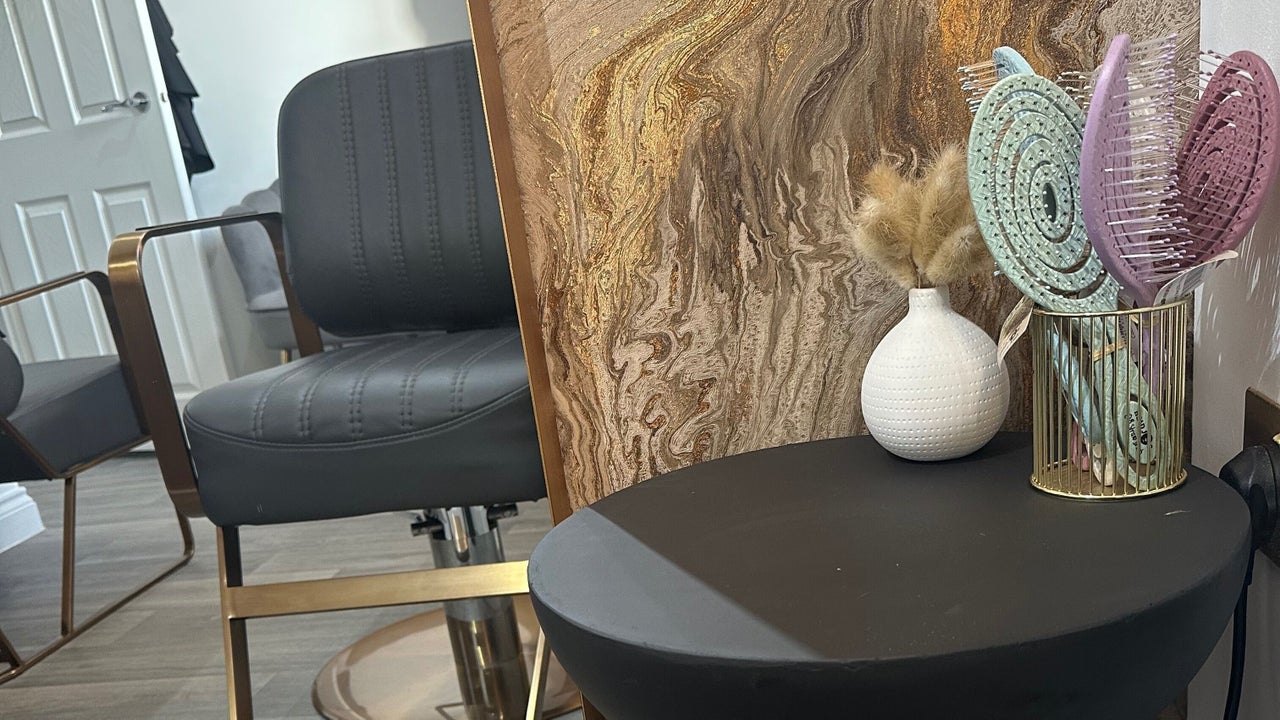 3c2c41f0-b9e2-4313-bff0-1e02422c8615-alexcarswellhair-gb-england-cullompton-fresha-4973382