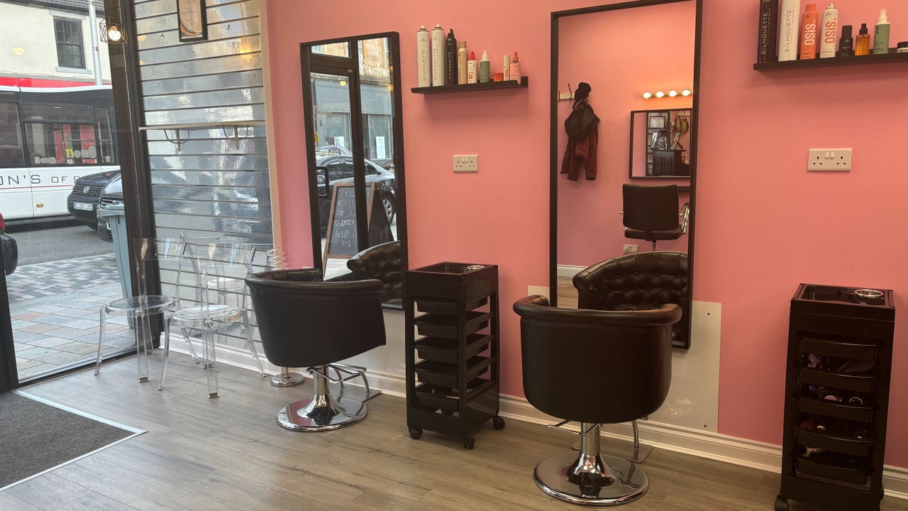 3c8a4b24-5627-4057-a472-5b453ac75980-harleysvanityboxhairbeauty-gb-scotland-helensburgh-fresha-9032193