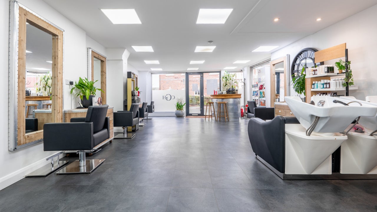 3c9c62d4-746d-4d31-bc25-d65b90efe798-caragibbshairdressing-gb-england-sale-fresha-8271293