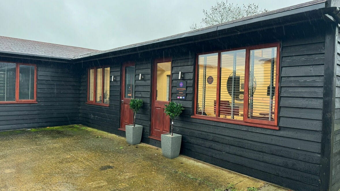 3c9e5982-429d-4fa8-9455-e611af2dca8f-kymshairstyling-gb-england-gaddesdenrow-clementsendroad-fresha-7864904