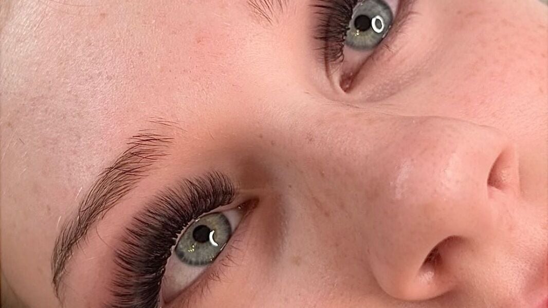 3d92b773-80f2-409f-a41b-d14d3c072aa2-professionallashartistsburton-on-trent-gb-england-burtonupontrent-fresha-6267711