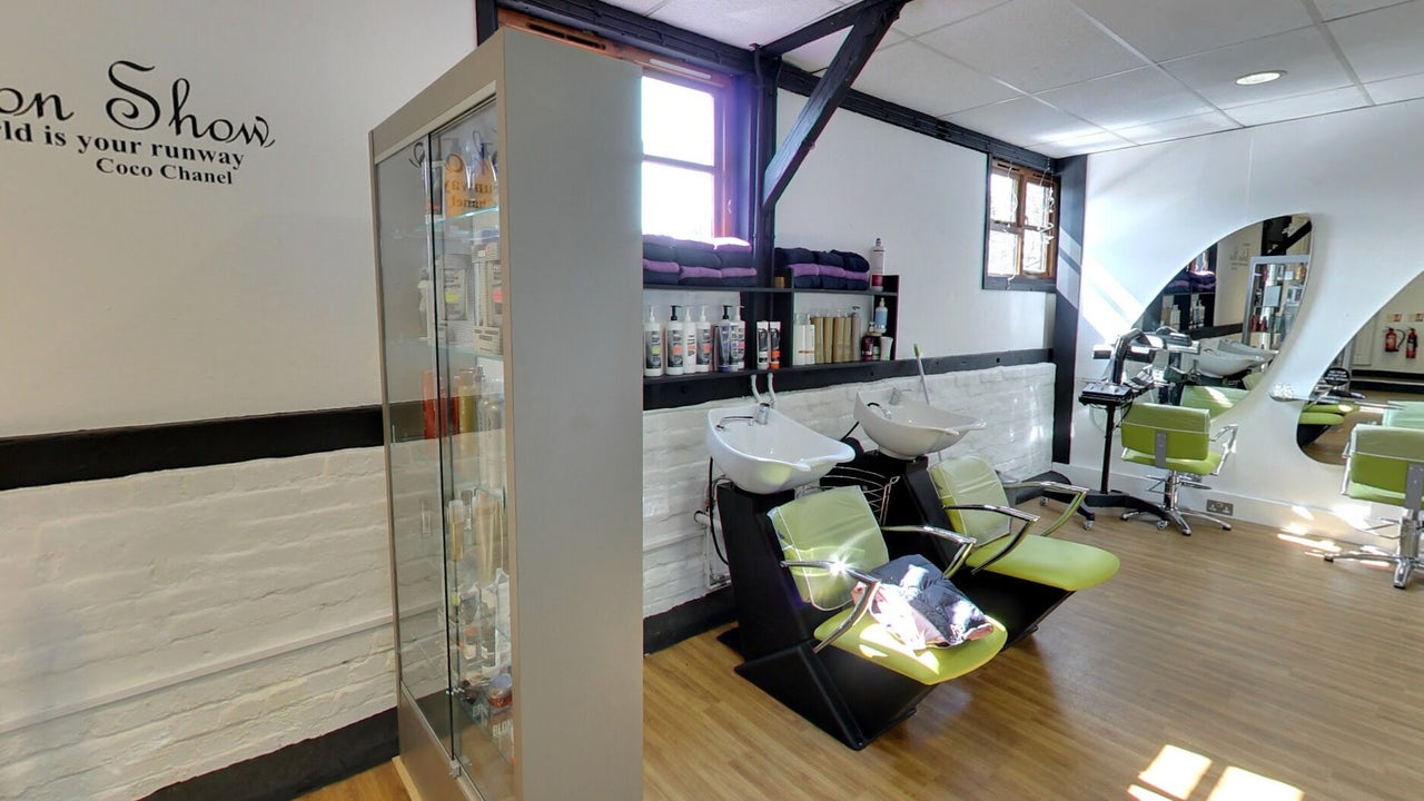 3df5ada1-d2f6-4da2-bda8-01267dc3d0e2-thehairandbeautybarn-gb-england-reading-fresha-9751212