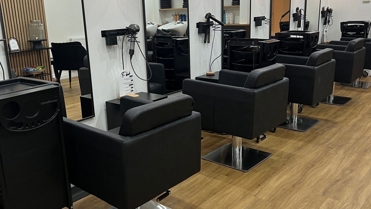 3dff5246-595b-4f1a-9f39-52b0211cb535-thehairedit-gb-england-manchester-failsworth-fresha-8373833