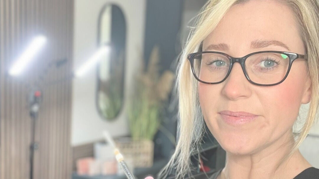 3e9c34df-f4f5-4530-a8de-da830238bede-nicholdutchmanaesthetics-gb-england-bromborough-fresha-3916235