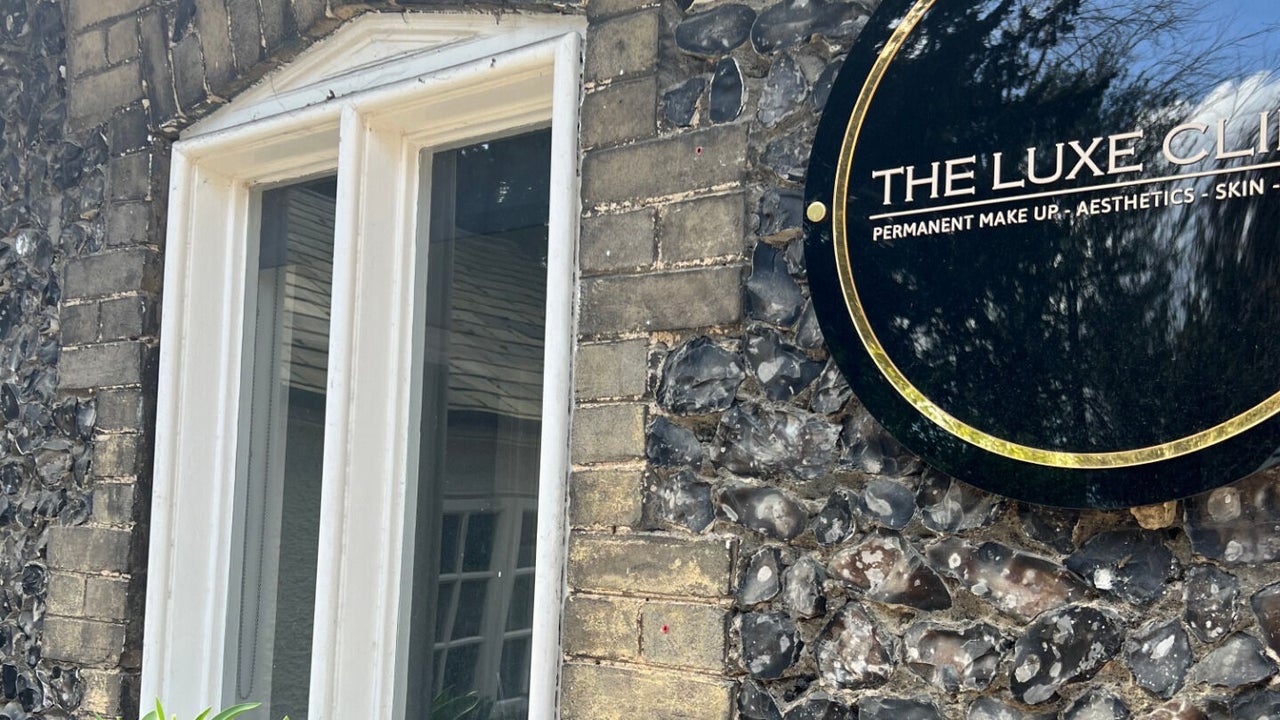 3e9c3963-1d3b-4e18-8e8c-6f1c431b417c-theluxeclinic-gb-england-burystedmunds-fresha-5271351