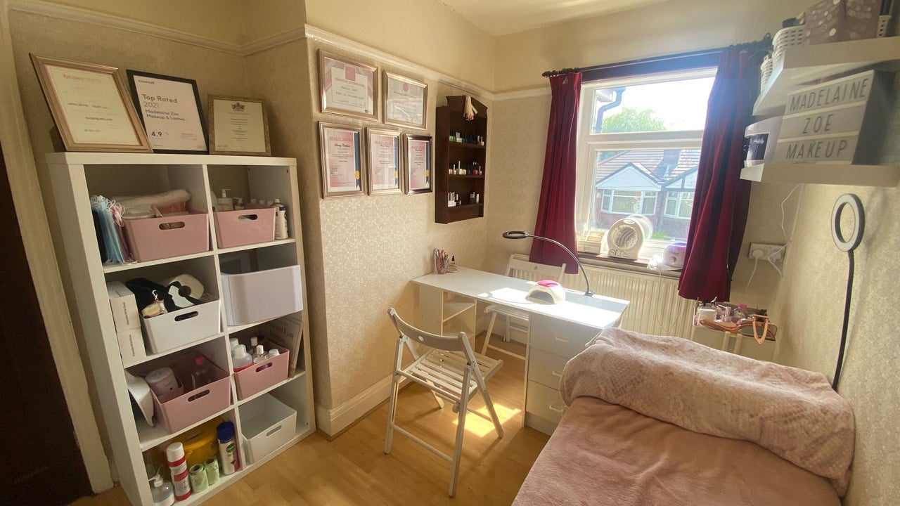 3eb04394-924d-4815-8c9b-8098207de685-4556609