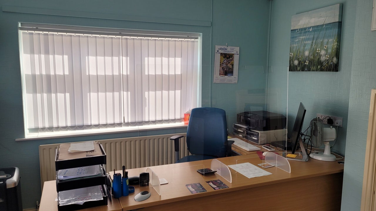 4181c90e-78c1-4906-8b07-4c9e5bc1867a-7829486