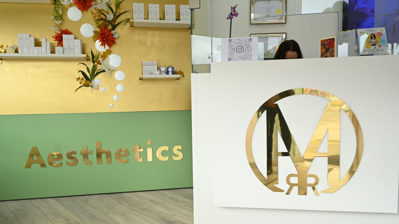 41cbc6bc-759f-437a-8f8d-f803760332dc-mrayaclinic-gb-england-northwood-fresha-1984330