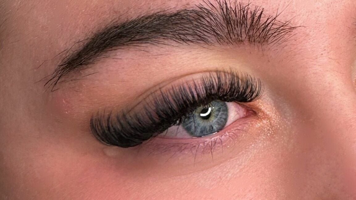 41d2a432-6a8e-4913-ba48-45897f5c222a-nalunabeauty-gb-england-garforth-fresha-1897996