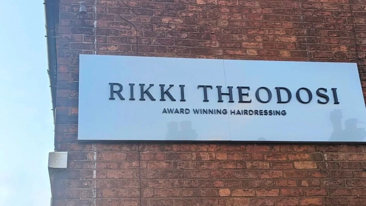41fb1030-cb2d-4e6b-a3a5-3430630bbb35-rikkitheodosihair-gb-england-dudley-uppergornal-fresha-5902162