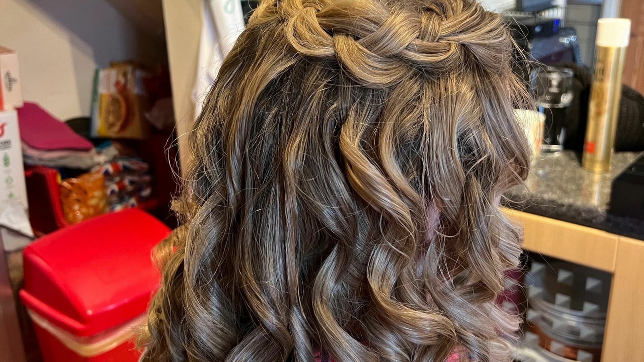 433cfec9-b83d-4b04-9097-cb45f372f1b1-sdshairandbeauty-gb-england-leavenheath-fresha-5941897