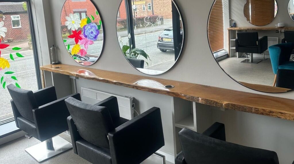 4348c060-43d1-4901-9915-aa5206ff9385-sjsalon-gb-england-sale-fresha-6927182