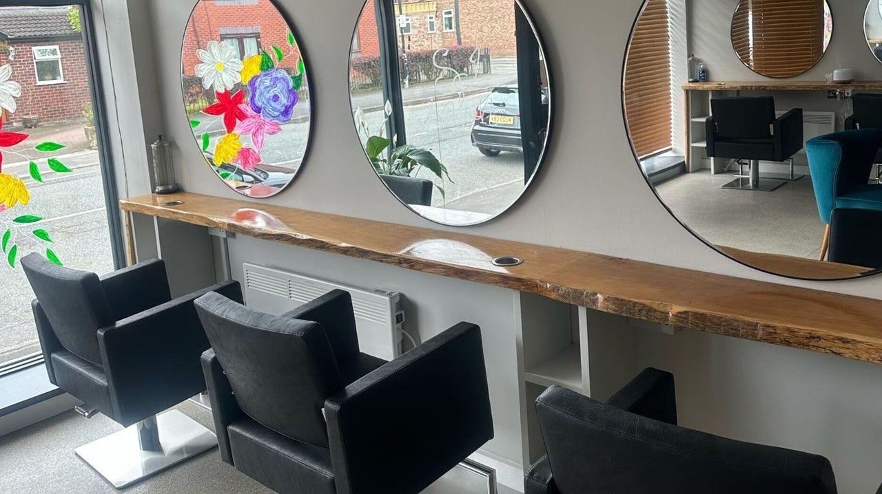 4348c060-43d1-4901-9915-aa5206ff9385-sjsalon-gb-england-sale-fresha-6927182