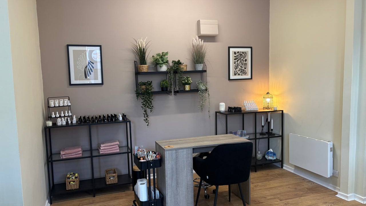 43894b65-1305-41e1-b172-fa7ecc1f7fd5-envihairandbeauty-gb-england-sunderland-fresha-7124189