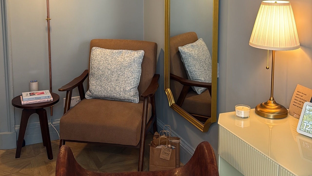 442c403f-35ec-4e6f-bdc1-349a31054d77-peachespearlsstudio-gb-scotland-dundee-fresha-5767134