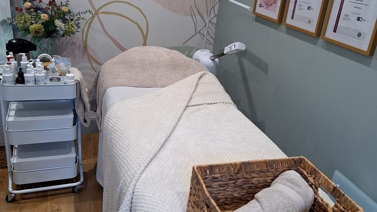 448de117-70bb-44ab-a142-48a6f517700f-tayloredbeauty-gb-england-swantonmorley-fresha-4776642