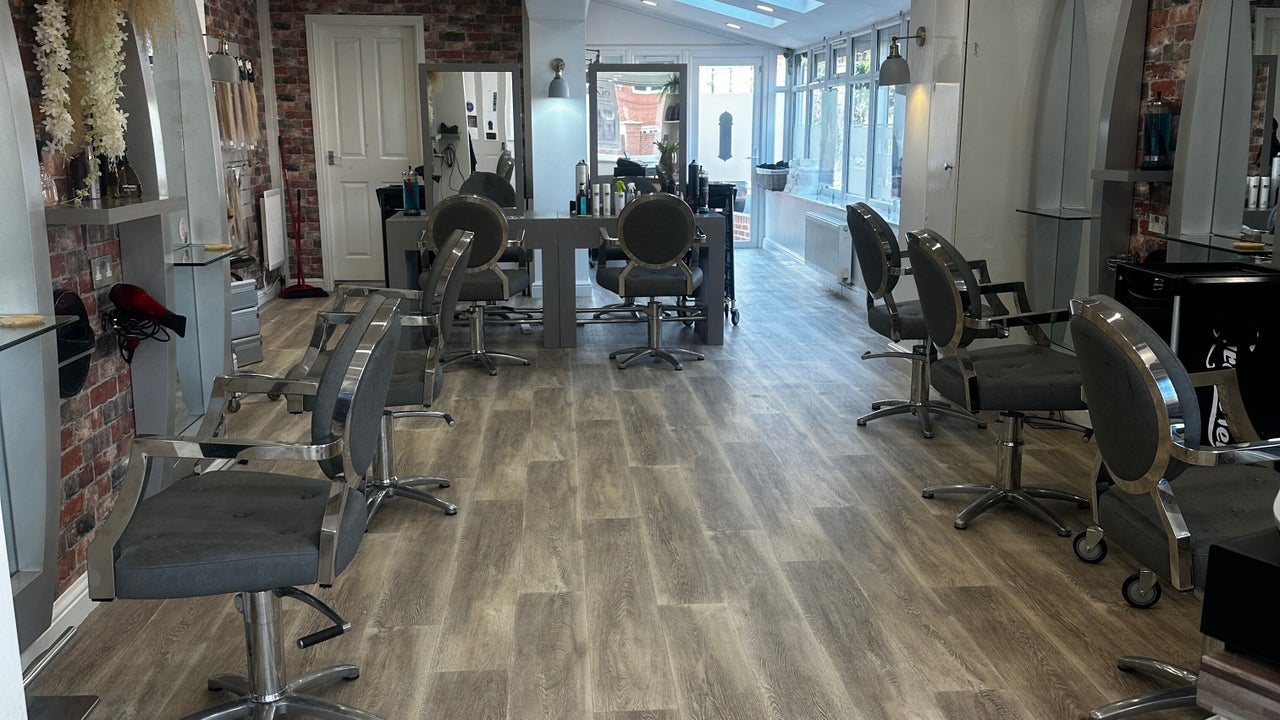 453d5a6f-a8ff-4dcc-8f1f-2a415c76cbd3-hairbyvisionstandish-gb-england-standish-fresha-6472331