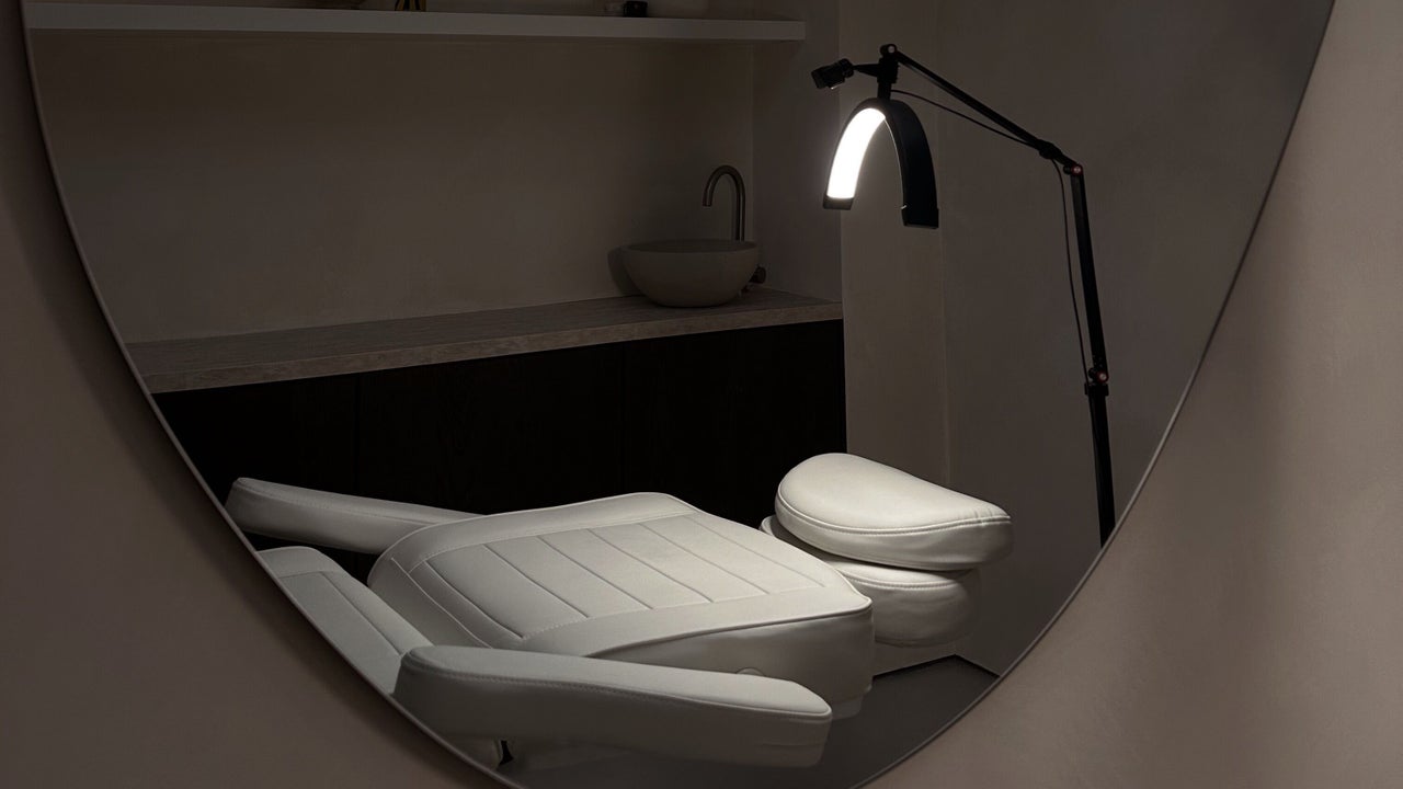 4555ff3c-c925-46e8-8d08-6e37cb8955e8-dirtyblondehairsalon-gb-southampton-fresha-1074186