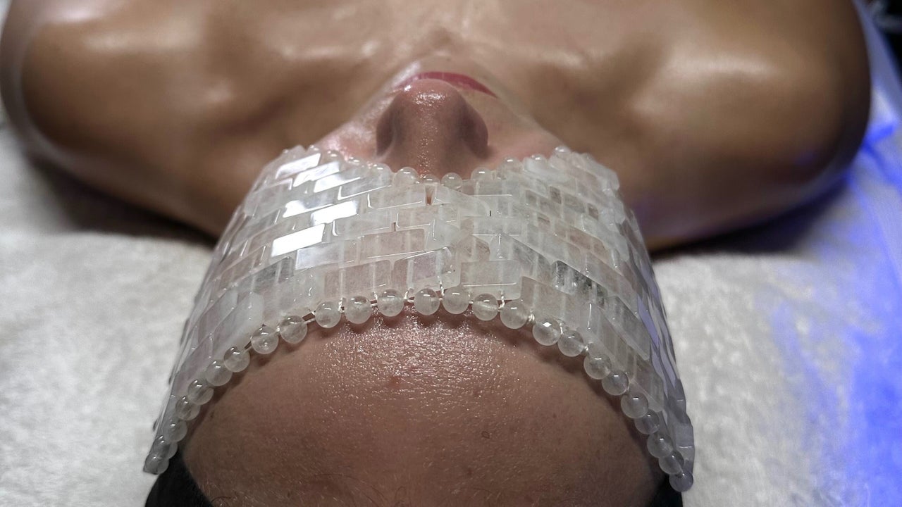 46cd256e-be1f-446d-9a26-e81feced9392-signatureskin-gb-england-taverham-fresha-5805933