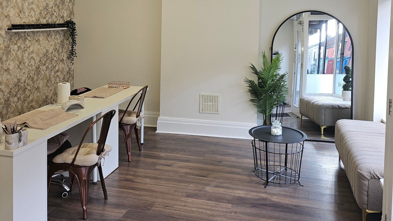 484822a6-0be5-48bb-b653-4a3a1a1de860-klgnailsandbeauty-gb-england-tyldesley-fresha-8359499