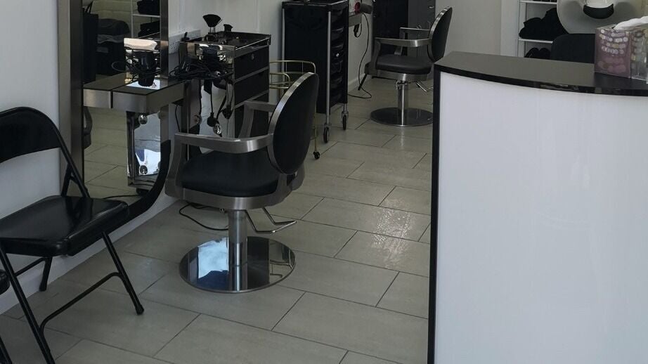 49e63a4d-5b63-4bb4-bae9-cf961f420076-nathanhairdressing-gb-england-yaxley-peterborough-fresha-6694256