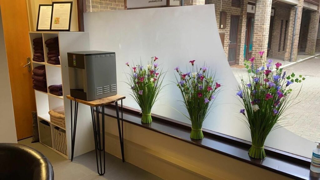 49f3e228-1e68-4571-94fa-85236af6f36e-8404036