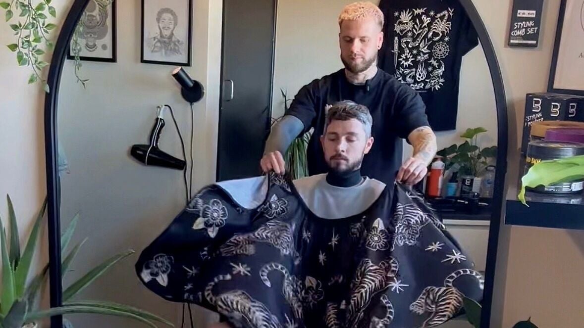 4a6fba45-42bc-42cf-b7ef-3a737460dfd5-nkblades-gb-england-trowbridge-fresha-1127657