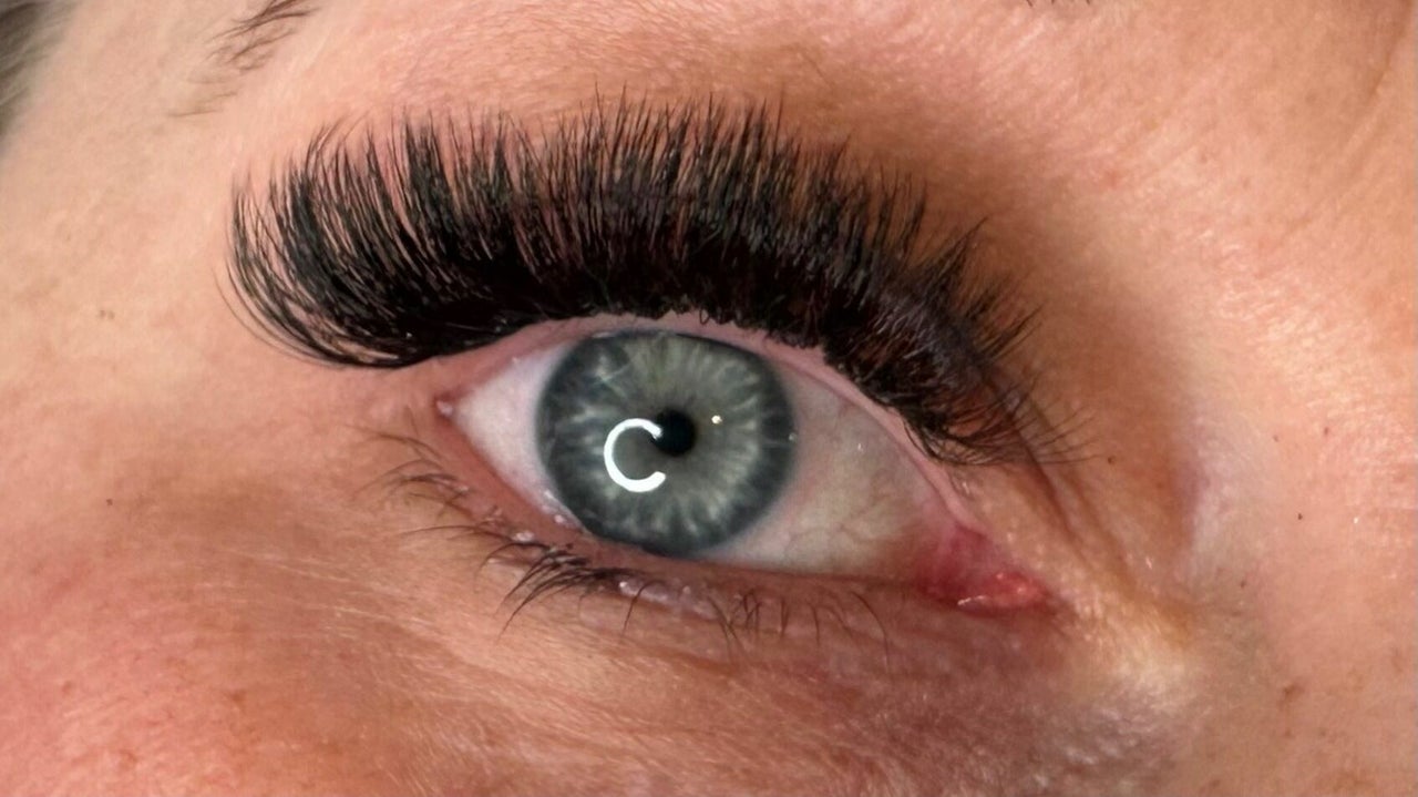 4be65272-1278-4b99-bdfd-8eb206c2ebb0-beautyinaboxbycarly-gb-england-saintosyth-fresha-2872383