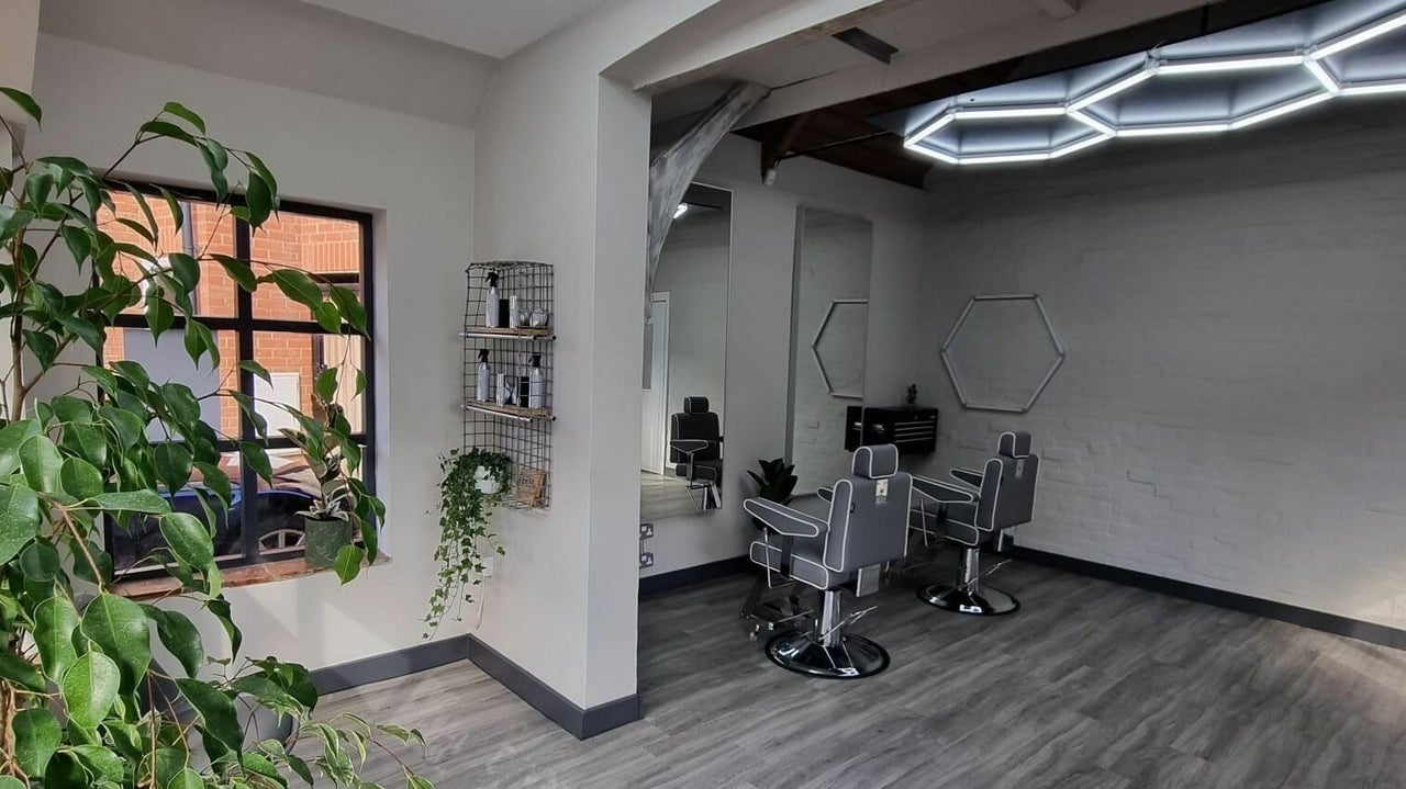 4c21379e-d287-4019-ab3c-a63b284af5a6-thegentlemensloungepotton-gb-england-potton-fresha-3354966