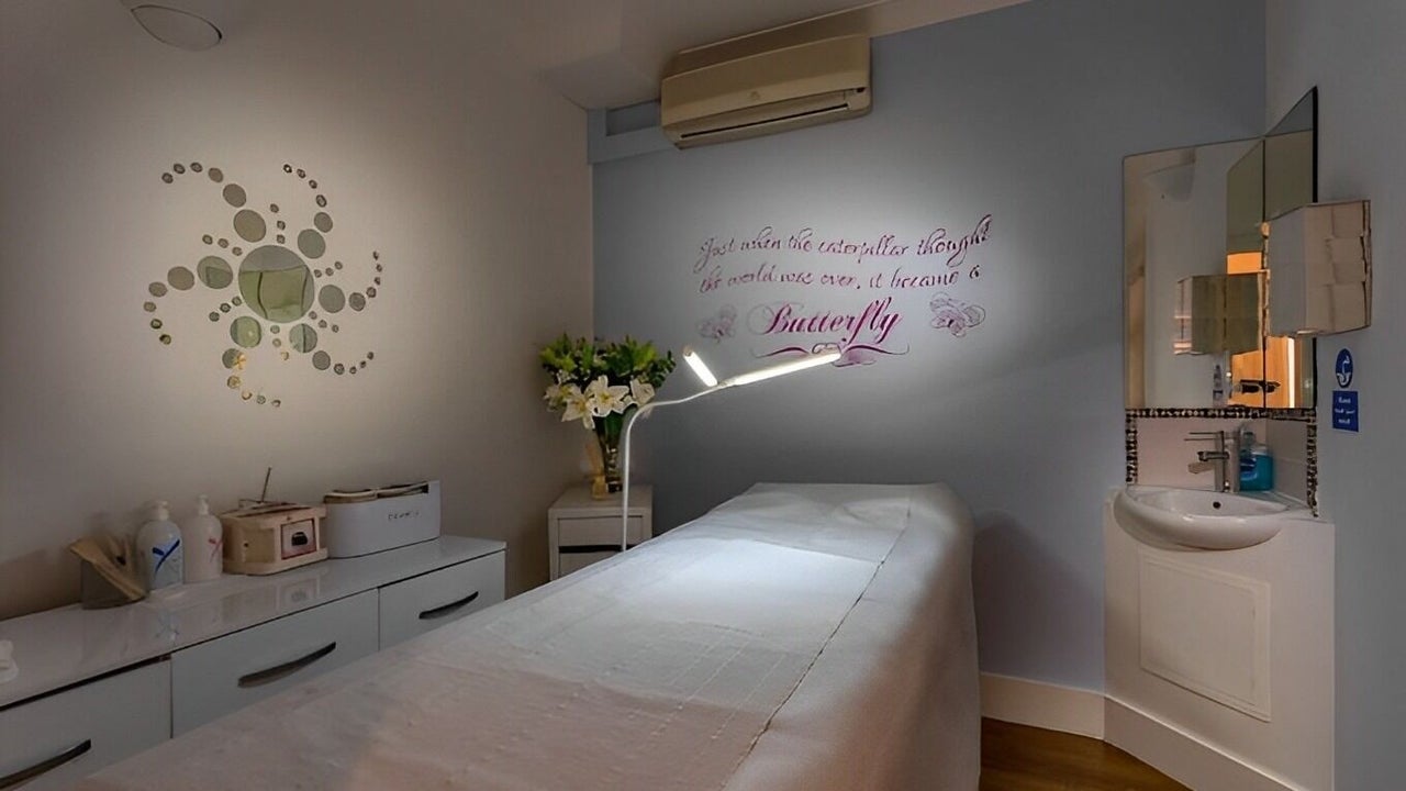 4ce52a4a-95e4-4ace-8868-5ec40d20ba86-farrahbrowsaestheticatskinfitclinichampton-gb-england-hampton-fresha-4328782