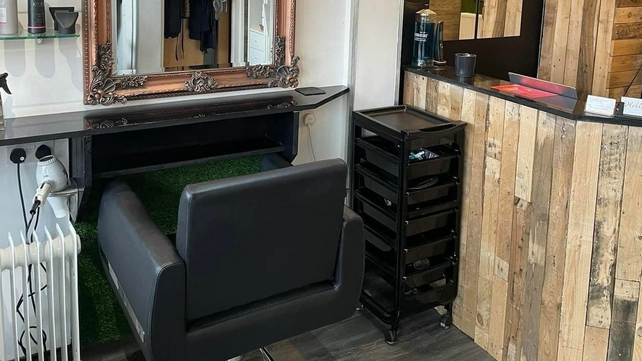 4dc795b6-05d6-4246-bb10-1681b415597e-platform169-gb-england-exeter-fresha-9987048