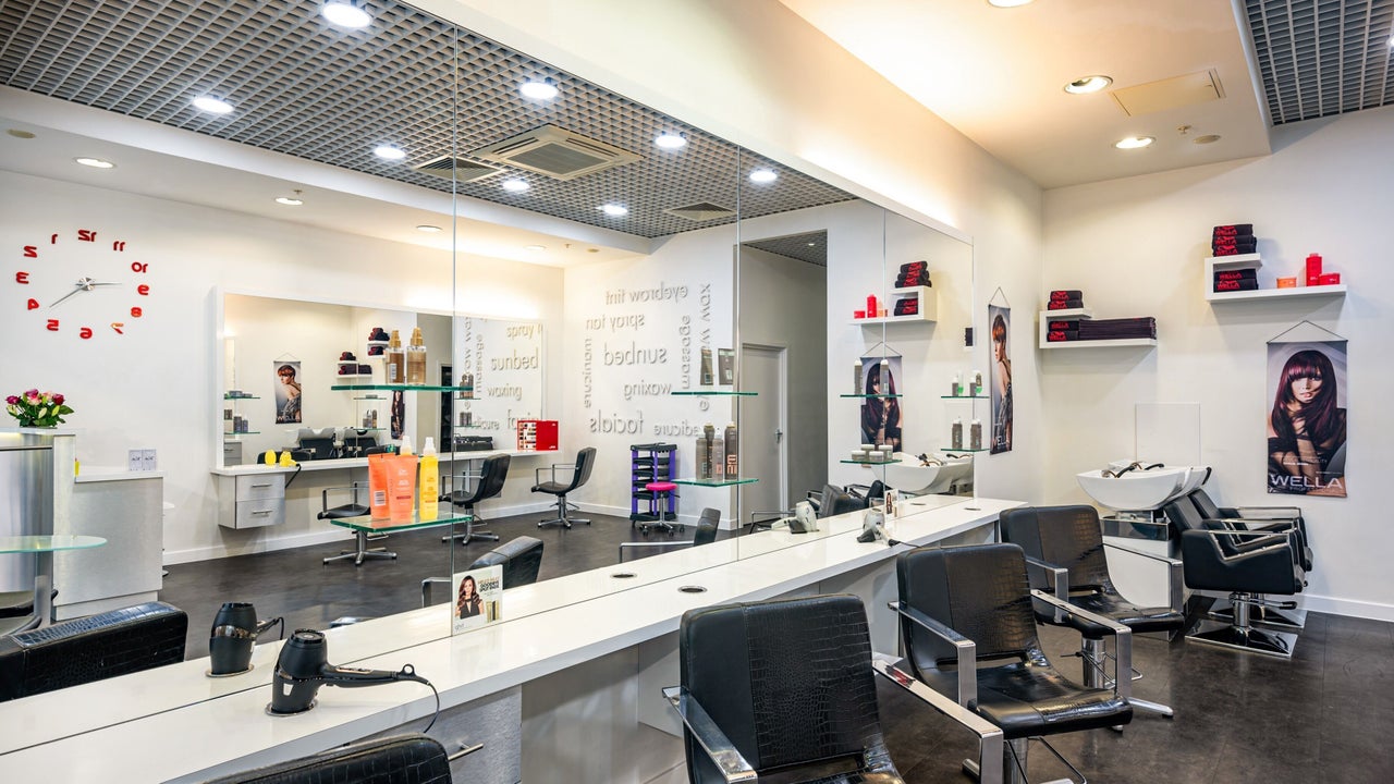 4dfe5c10-4fcf-4315-b279-51e522761fc2-vidahairbeautythemercury-gb-england-romford-fresha-9032306