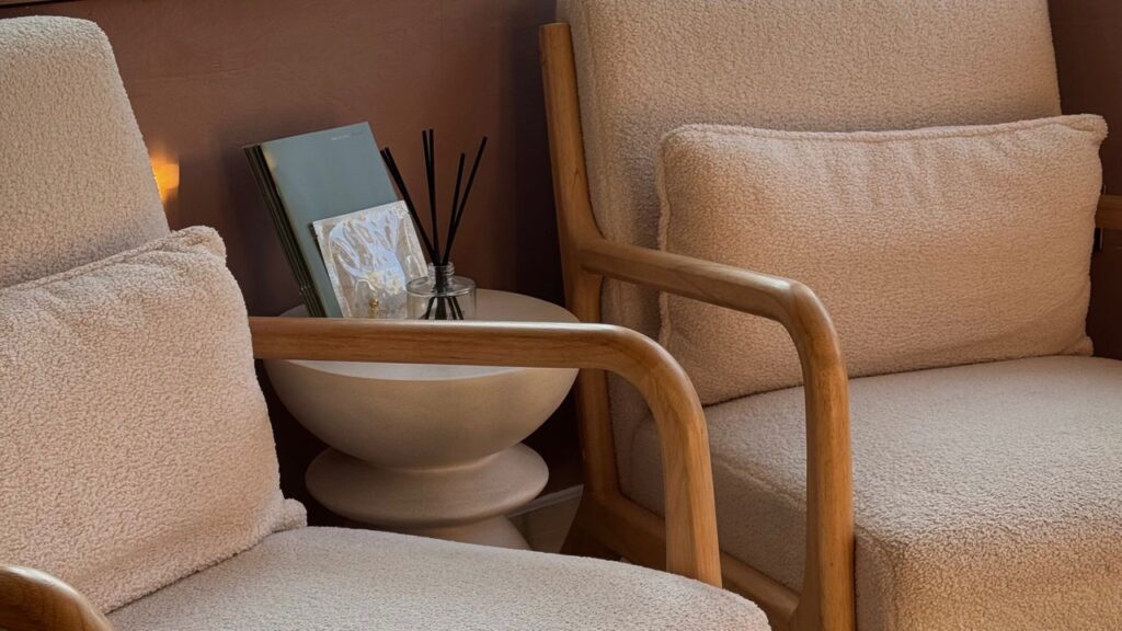 4e5ec69b-0bbd-4978-9ccb-980245febf1e-laurencoatbefabulous-gb-england-march-fresha-2197465