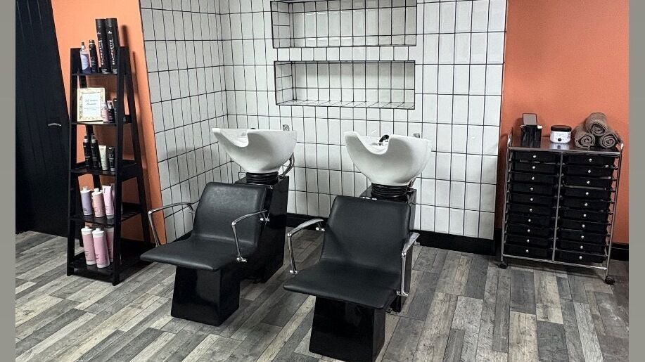 4e9b756f-61ca-4d23-b73d-dba4584bb251-lsstudio-gb-england-rotherham-greasbrough-fresha-4602636