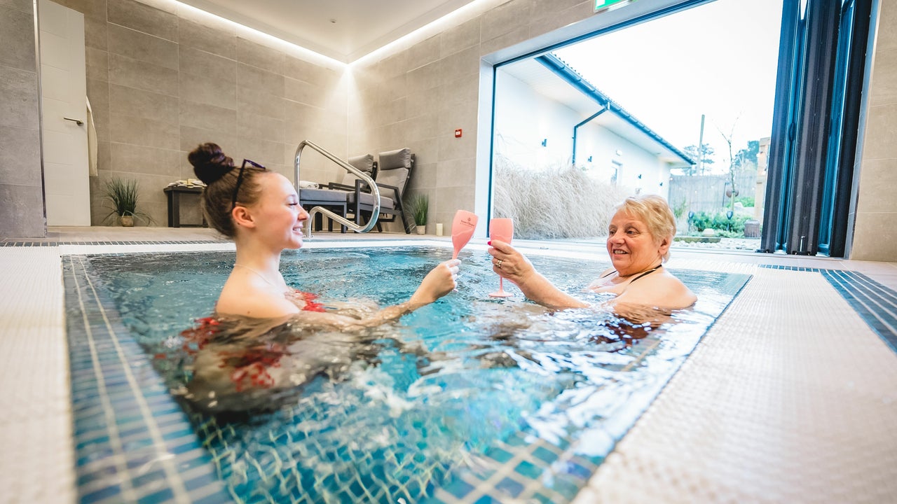 4eb302c8-5466-4866-987f-28a2ea087efd-8173736