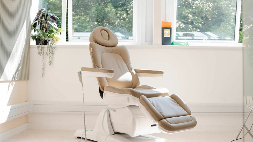 4ee67850-e4a7-48e2-9de2-abb729787248-rejuvenate-gb-wales-barry-fresha-7329798