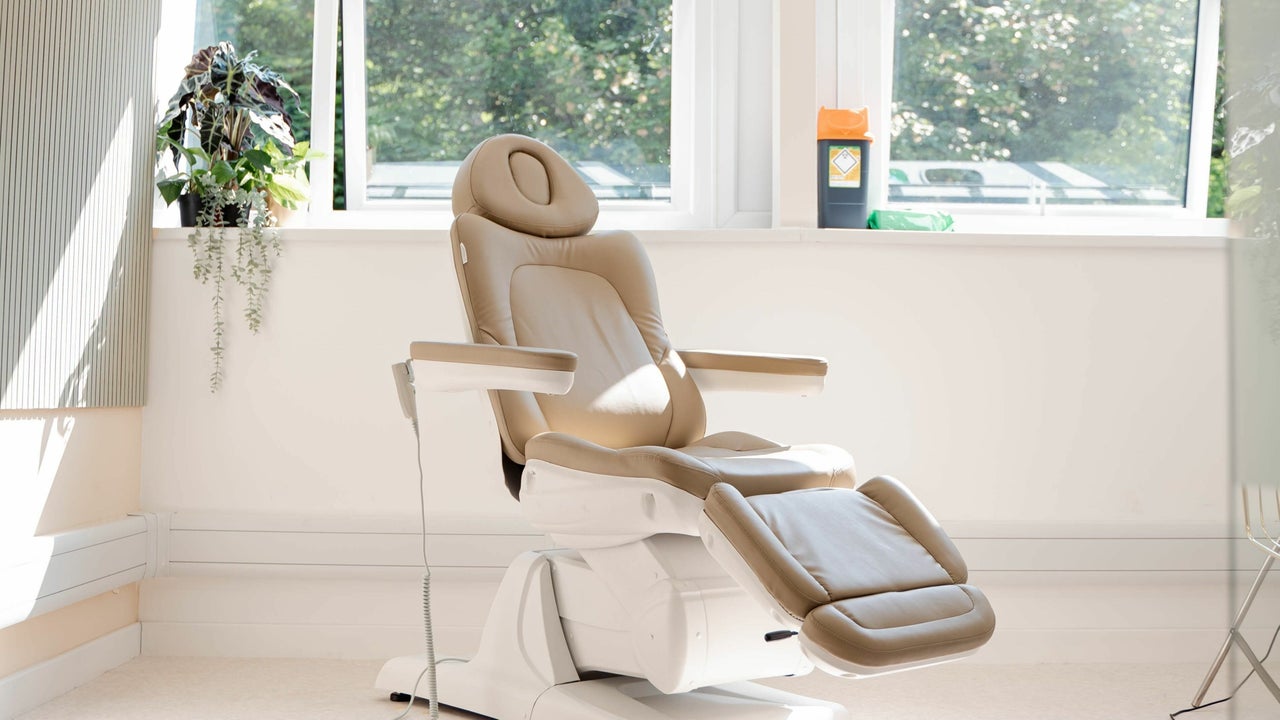 4ee67850-e4a7-48e2-9de2-abb729787248-rejuvenate-gb-wales-barry-fresha-7329798