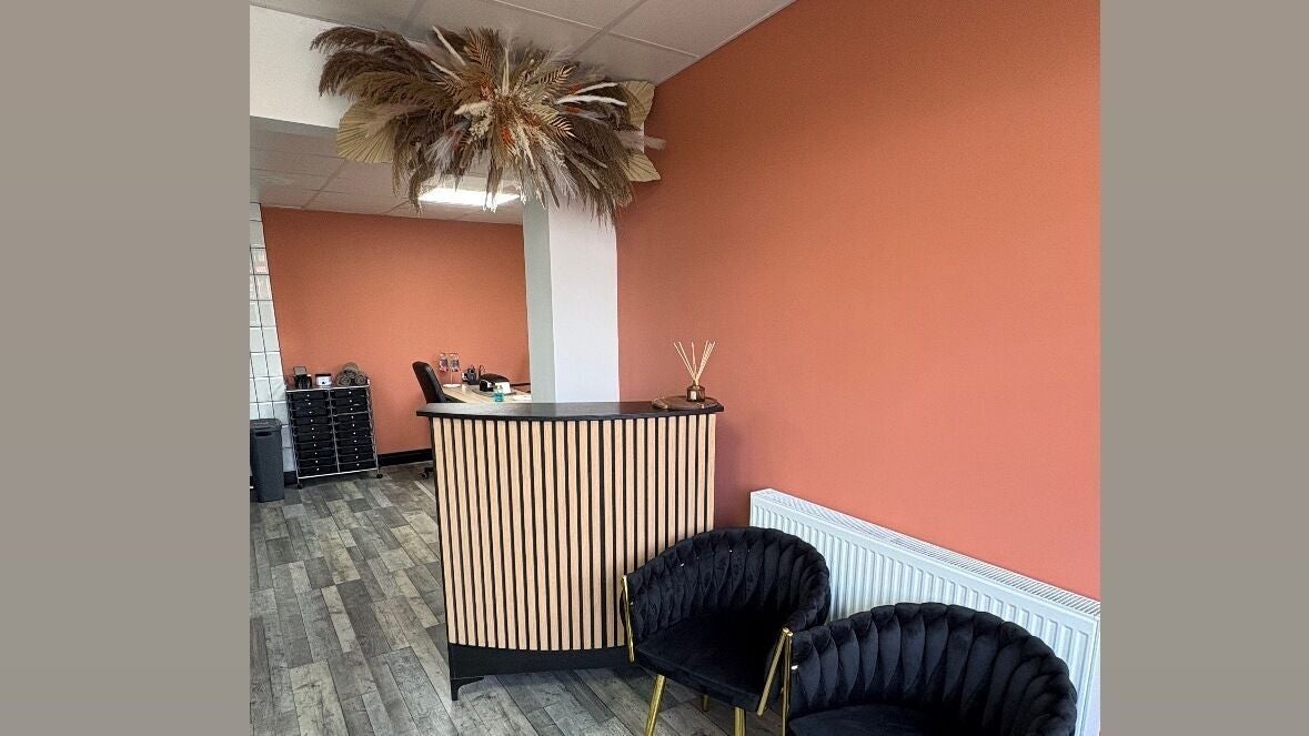 4f11d130-e949-455f-9f30-5507728faa2c-lsstudio-gb-england-rotherham-greasbrough-fresha-5057861