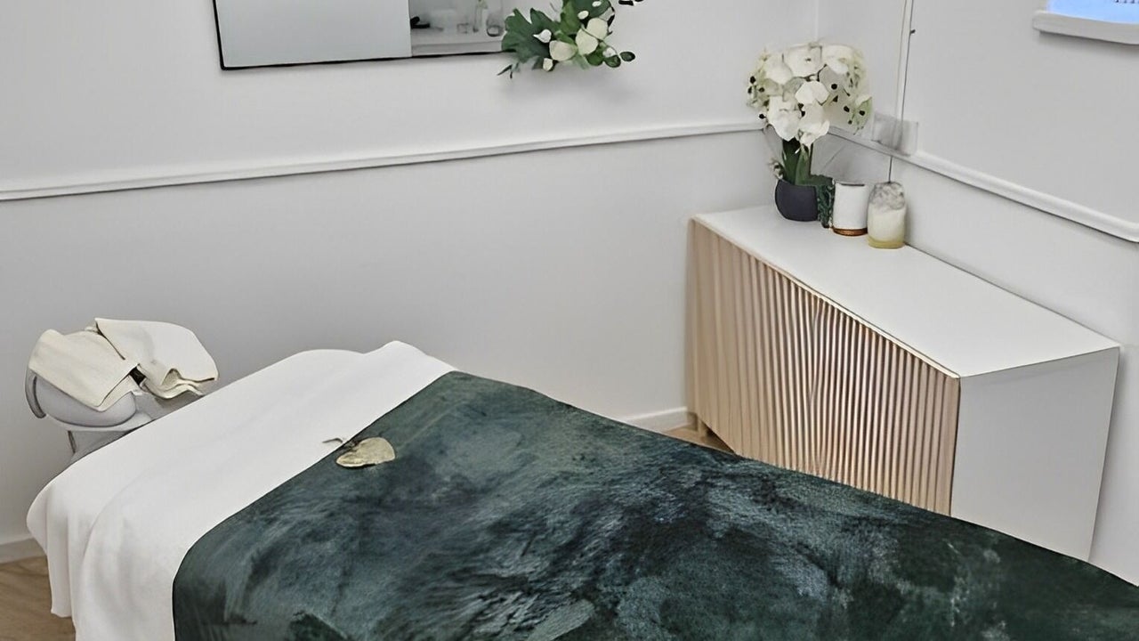 4fa771c3-cd4a-47c2-8037-fc25d1912ce9-amkbeauty-gb-england-bath-twerton-fresha-8599621