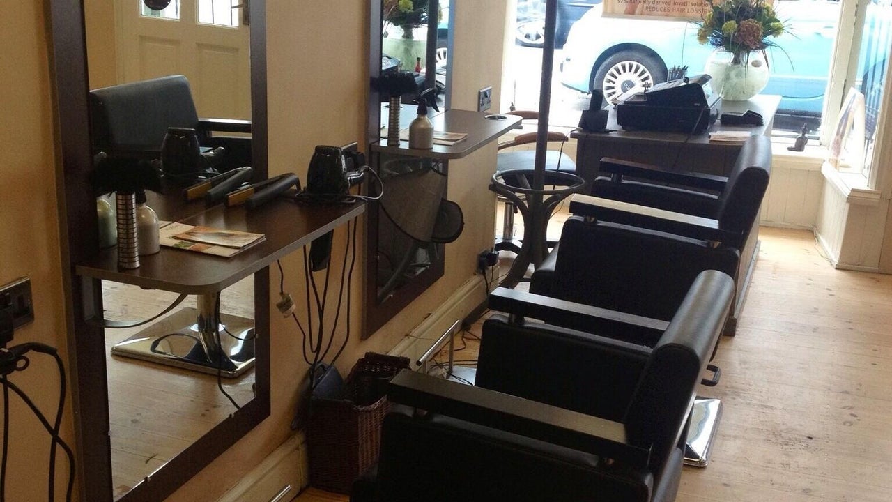 50d52e99-ea15-4ee2-9b4d-5c6a6eae6ed0-sumahairdressing-gb-england-durham-fresha-9275016