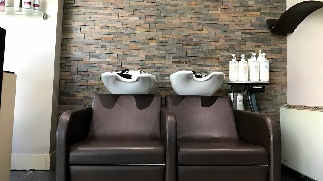 510f03ff-7b7f-41ba-b2bf-52706f048fbc-whispershairdesign-gb-england-teignmouth-fresha-8081927