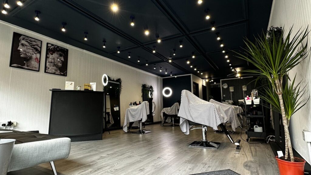 51500ed3-bf1b-4f3f-a73f-0143015b8f7e-raffasmaleimage-gb-northernireland-holywood-fresha-6751001