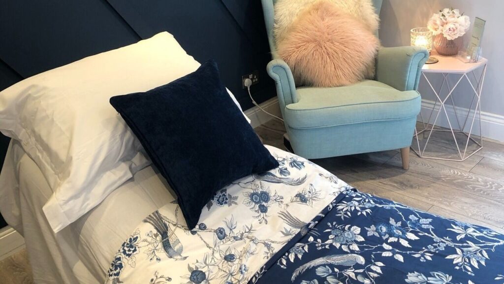 51e625d8-c27a-46f1-b2a5-8cdf39a9b1da-8501823