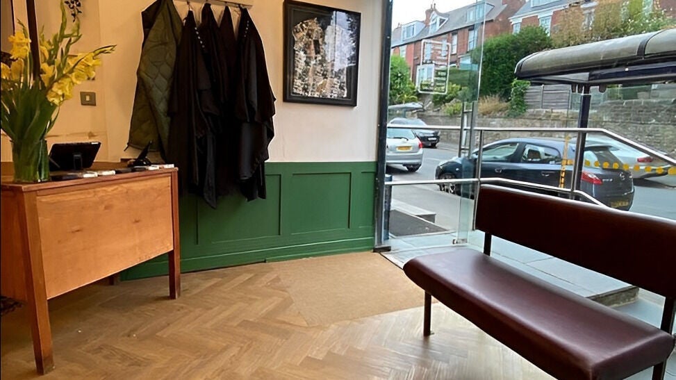 527d2dfa-d218-4669-8a8a-d5516f1c1930-jam-gb-england-sheffield-fresha-8982490