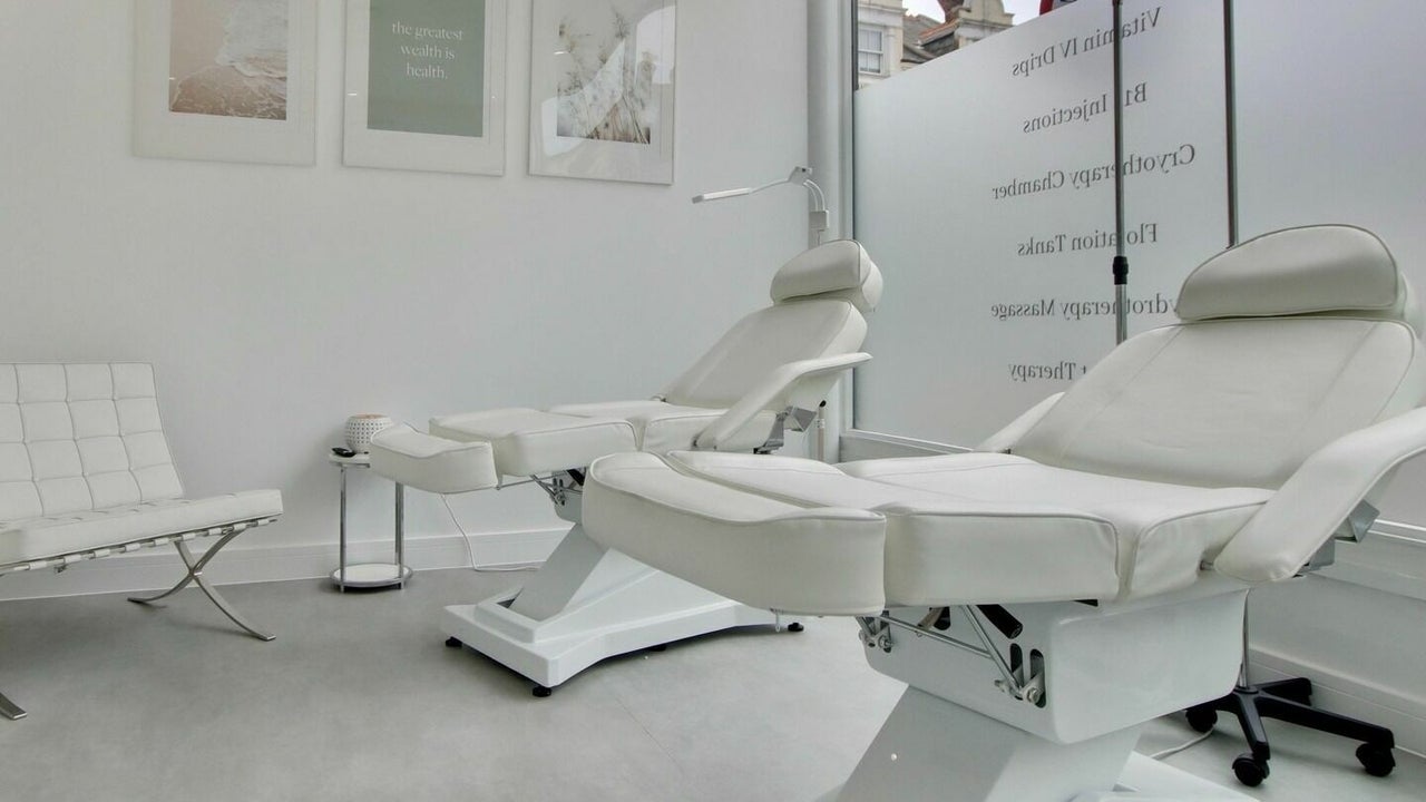 5294d5bf-31a9-409a-992b-94b89e3841ab-revivesouthsea-gb-england-portsmouth-southsea-fresha-9801049