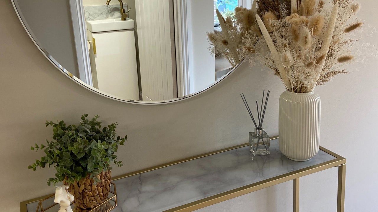 5297f9fa-b1c9-4873-856b-58256be77f5a-9910436