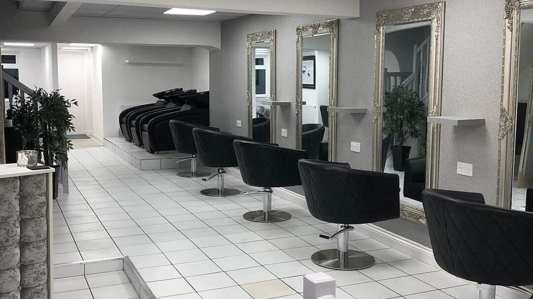 52e6565e-9aee-462c-b1e3-b0ce7a067b59-8932993