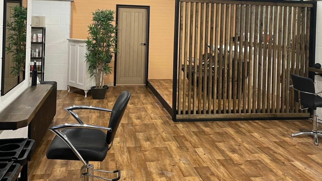 53223147-7978-4936-a6e2-a5d0b88ddeed-gadsbyshairsalon-gb-england-luxulyan-fresha-3088461