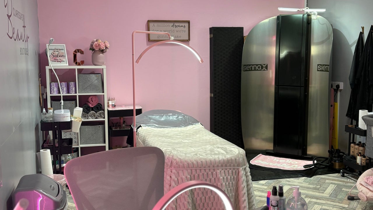 542ffd88-6d57-45b6-940b-084bd511a536-clarissasbeautyboutique-gb-england-march-fresha-8800424