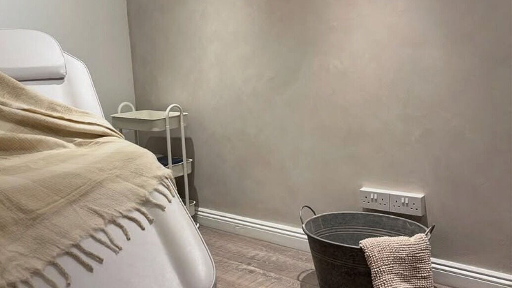 560f5021-3e84-47fc-99ff-85da57bcd488-follyhuehairandbeautystudio-gb-england-bradford-on-avon-fresha-9959774